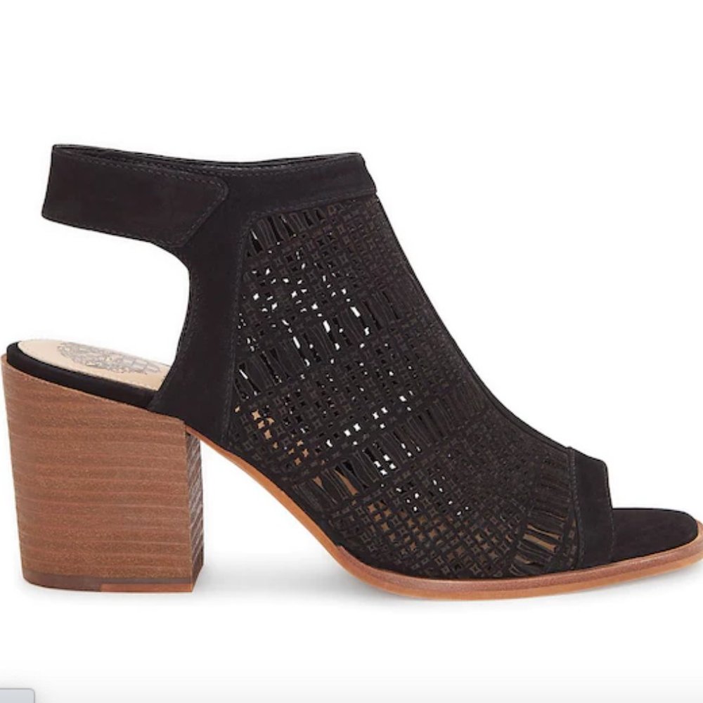 Vince Camuto Keannie Nubuck Laser Cut Leather Open Toe Sandal - Size 7